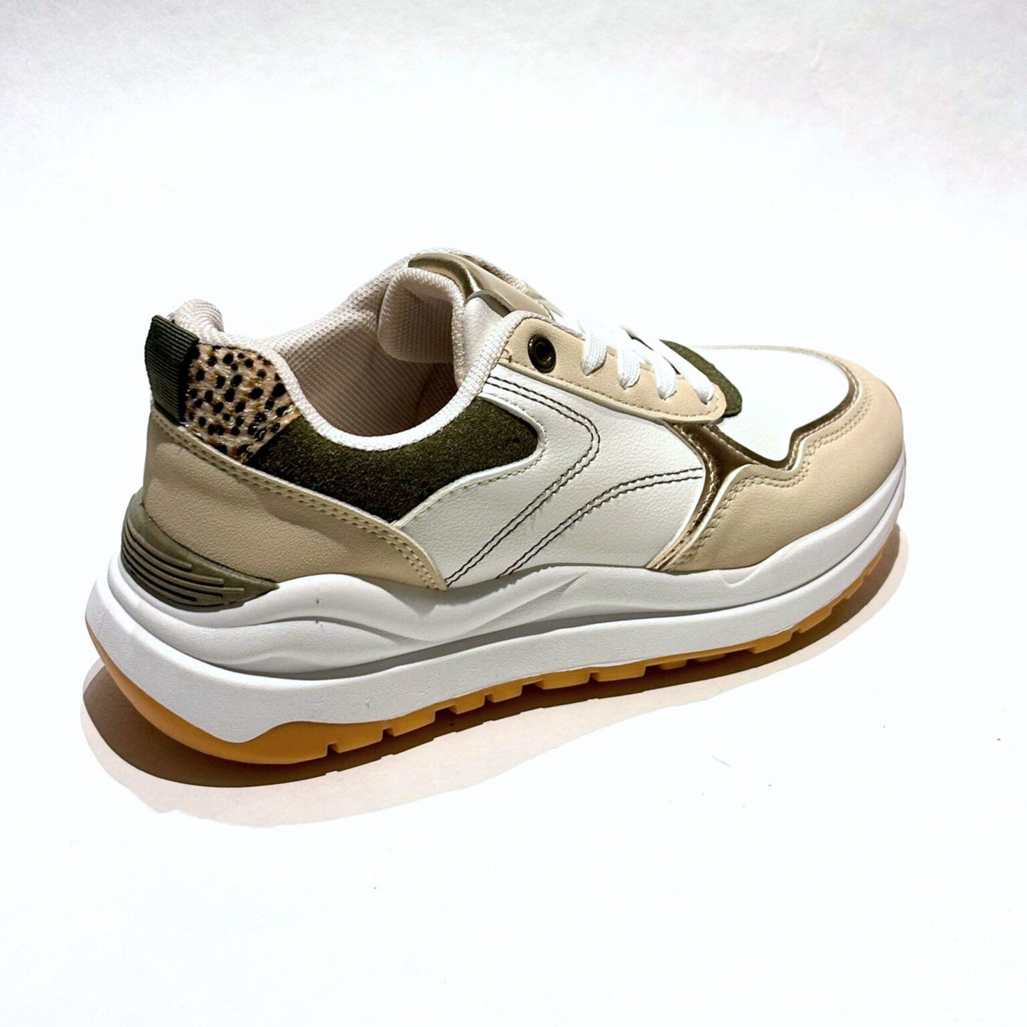 Sneaker Wild