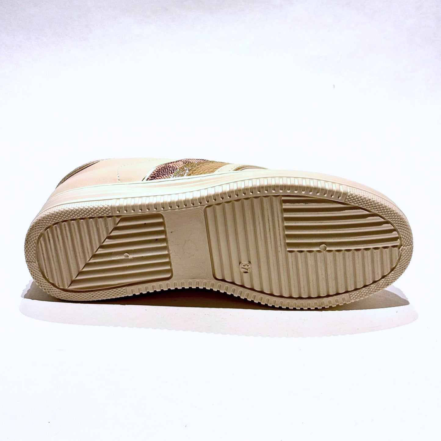 Sneaker Puzzled