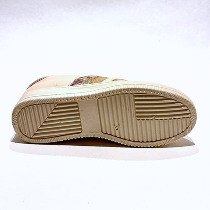 Sneaker Puzzled